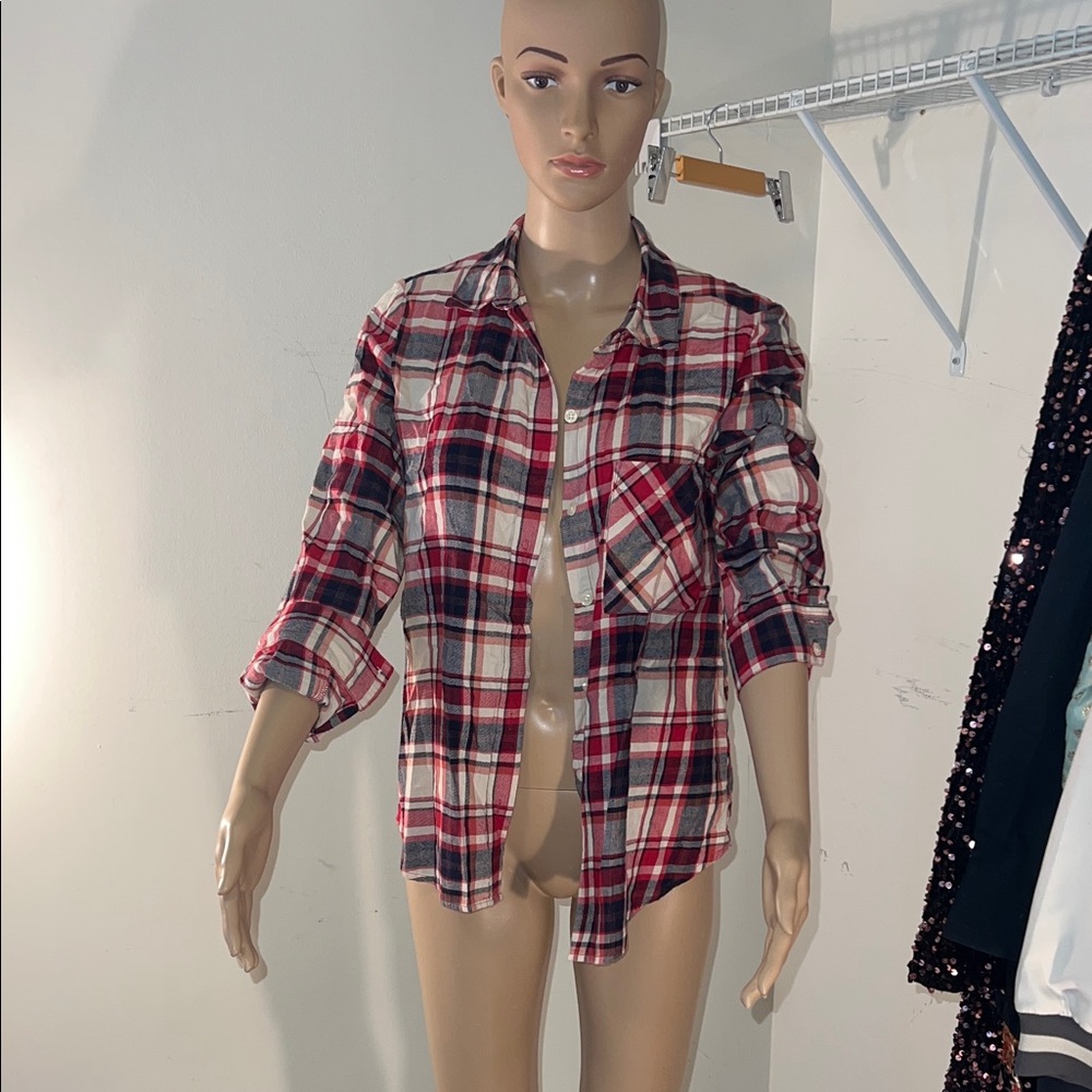 Forever 21 Red and Black Plaid Shirt